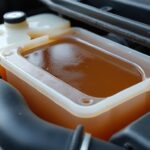 découvrez les causes du liquide de refroidissement marron, les risques associés et les solutions efficaces pour protéger votre moteur et éviter les pannes.