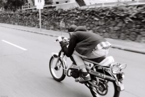 Scooter thermique ou électrique